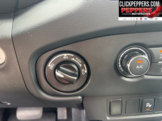 2022 Nissan Frontier S