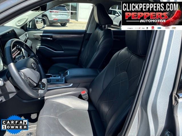 2021 Toyota Highlander Hybrid Platinum