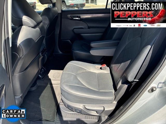 2021 Toyota Highlander Hybrid Platinum