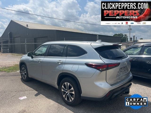 2024 Toyota Highlander LE