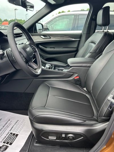 2026 Jeep Grand Cherokee GRAND CHEROKEE LIMITED 4X2