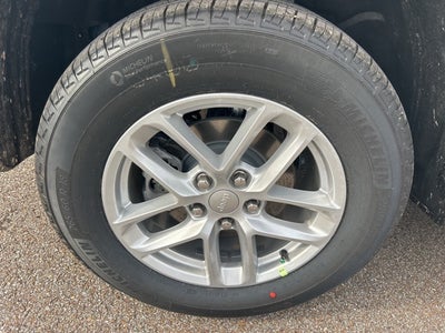 2026 Jeep Grand Cherokee GRAND CHEROKEE LAREDO X 4X4