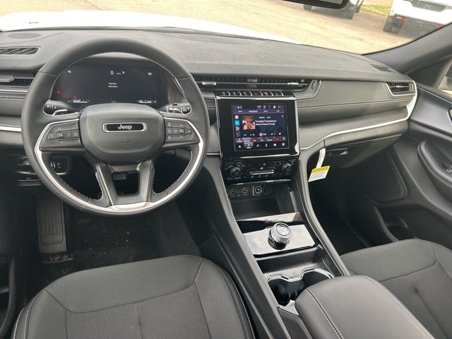 2026 Jeep Grand Cherokee GRAND CHEROKEE LAREDO X 4X4