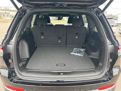 2026 Jeep Grand Cherokee GRAND CHEROKEE LAREDO X 4X4