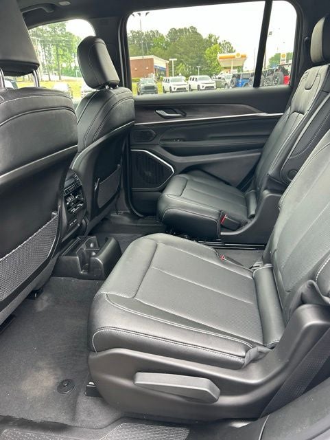 2026 Jeep Grand Cherokee GRAND CHEROKEE L LIMITED RESERVE 4X4