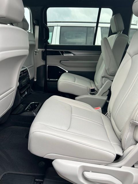 2026 Jeep Grand Wagoneer GRAND WAGONEER LIMITED ALTITUDE 4X4