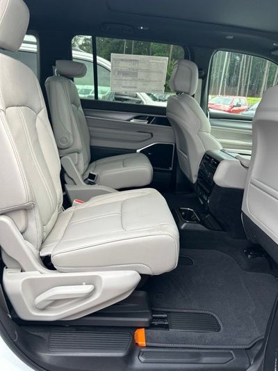 2026 Jeep Grand Wagoneer GRAND WAGONEER LIMITED ALTITUDE 4X4
