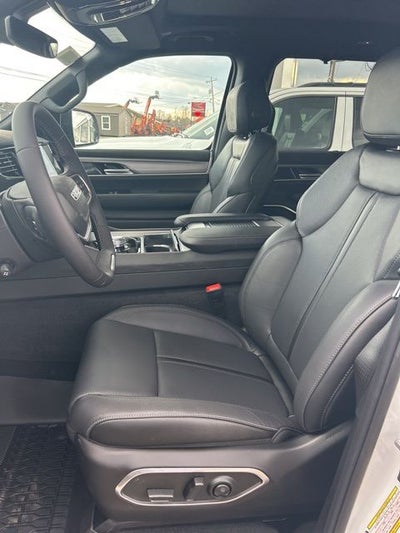 2026 Jeep Grand Wagoneer GRAND WAGONEER LIMITED RESERVE 4X4