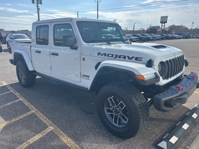 2026 Jeep Gladiator GLADIATOR MOJAVE X 4X4