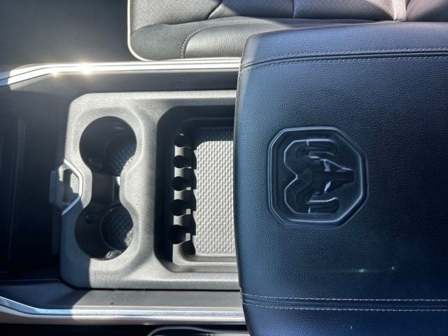 2021 RAM 1500 Laramie Crew Cab 4x4 5'7' Box
