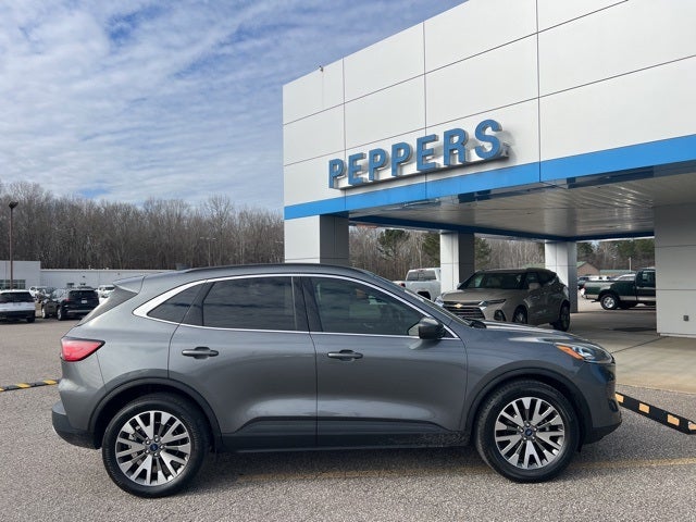 2022 Ford Escape Titanium