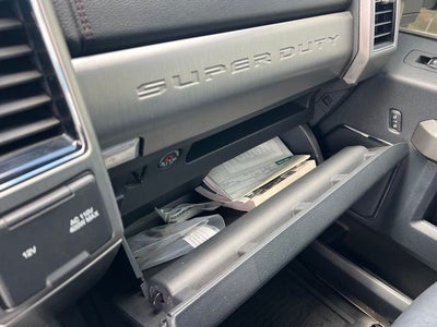 2022 Ford F-350 Platinum