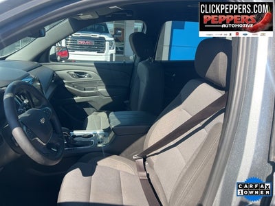 2023 Chevrolet Traverse AWD LT Cloth