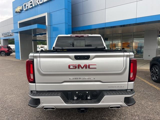 2022 GMC Sierra 1500 4WD Crew Cab Short Box Denali
