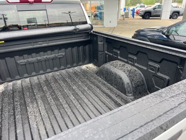 2022 GMC Sierra 1500 4WD Crew Cab Short Box Denali