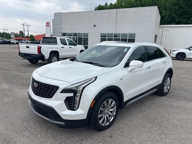 2023 Cadillac XT4 Premium Luxury