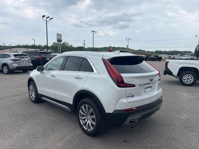 2023 Cadillac XT4 Premium Luxury