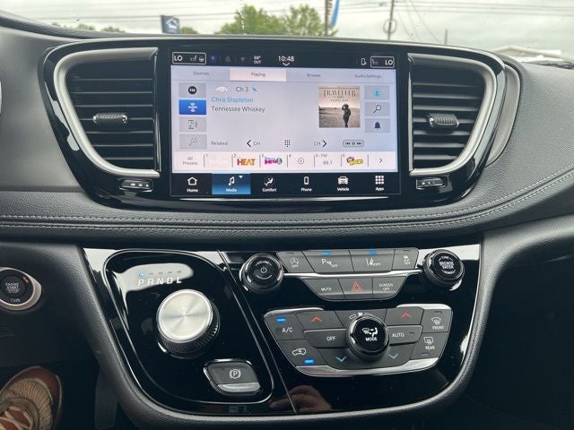 2027 Chrysler Pacifica PACIFICA SELECT AWD
