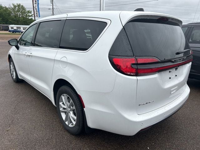 2027 Chrysler Pacifica PACIFICA SELECT AWD