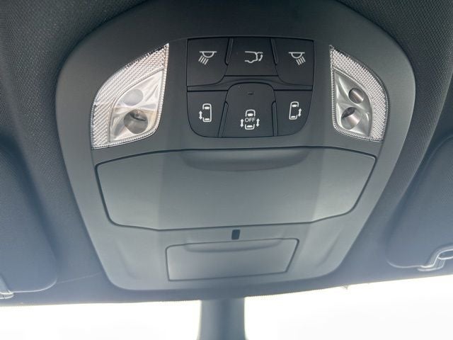 2027 Chrysler Pacifica PACIFICA SELECT AWD