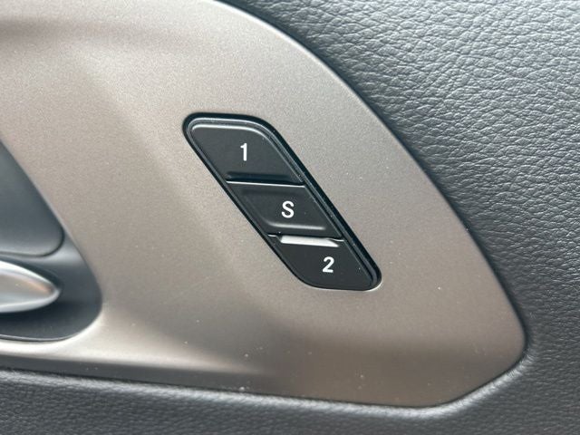 2027 Chrysler Pacifica PACIFICA SELECT AWD