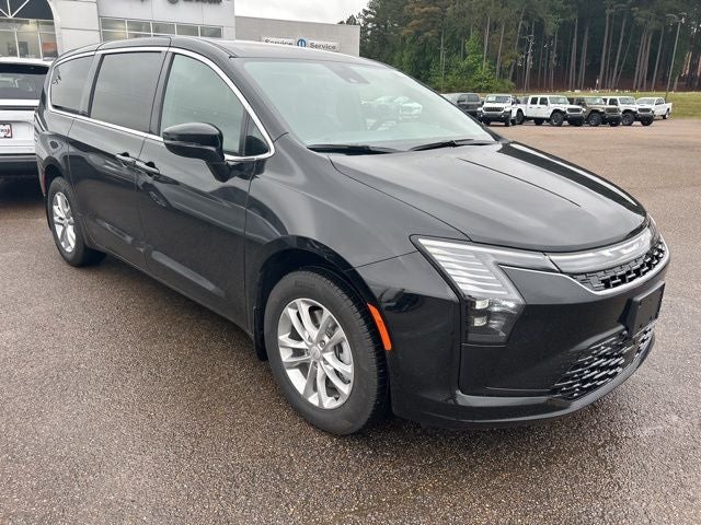 2027 Chrysler Pacifica PACIFICA SELECT AWD