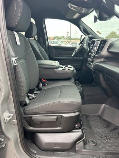 2027 RAM Ram 2500 RAM 2500 BLACK EXPRESS CREW CAB 4X4 6'4' BOX