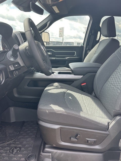 2025 RAM Ram 2500 RAM 2500 BIG HORN CREW CAB 4X4 6'4' BOX