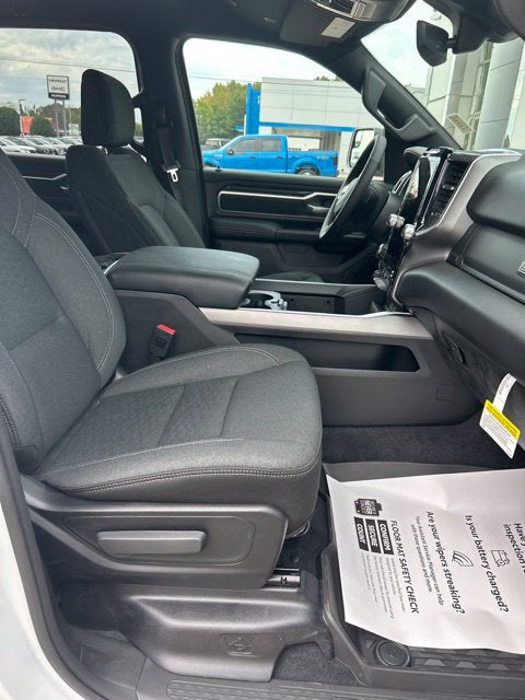 2027 RAM Ram 1500 RAM 1500 BIG HORN CREW CAB 4X4 5'7' BOX