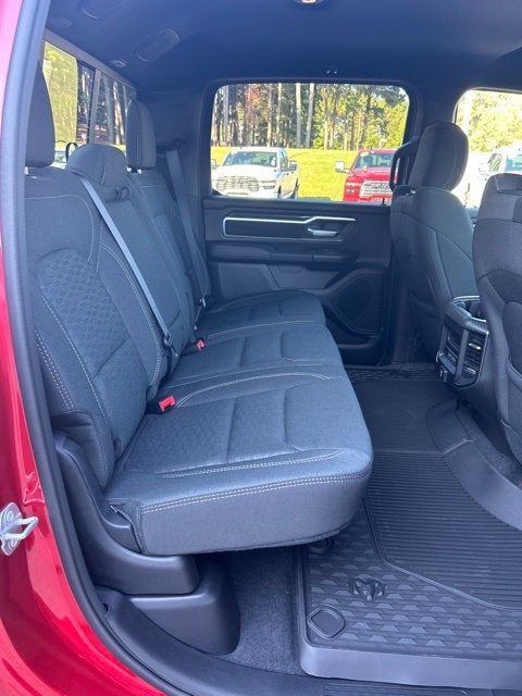 2027 RAM Ram 1500 RAM 1500 BIG HORN CREW CAB 4X4 5'7' BOX