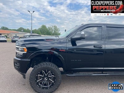 2020 RAM 2500 Laramie Crew Cab 4x4 6'4' Box