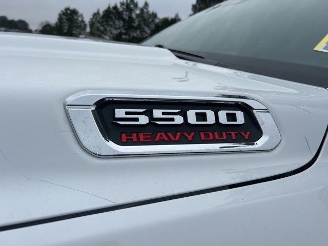 2026 RAM Ram 5500 Chassis Cab RAM 5500 TRADESMAN CHASSIS CREW CAB 4X4 60' CA