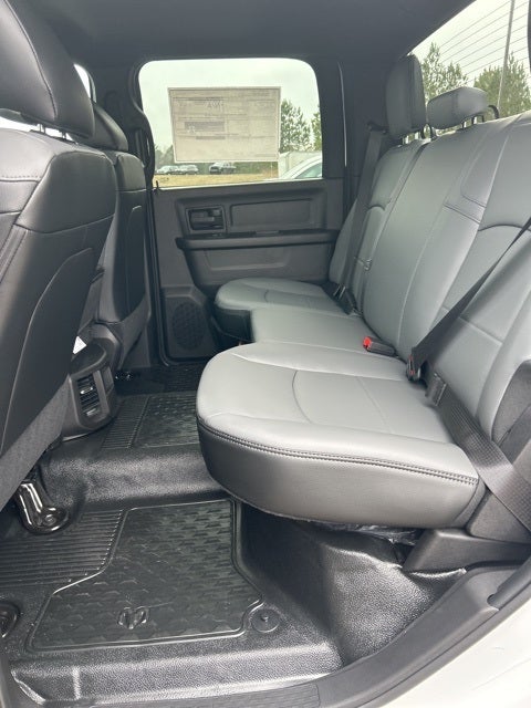 2026 RAM Ram 5500 Chassis Cab RAM 5500 TRADESMAN CHASSIS CREW CAB 4X4 60' CA