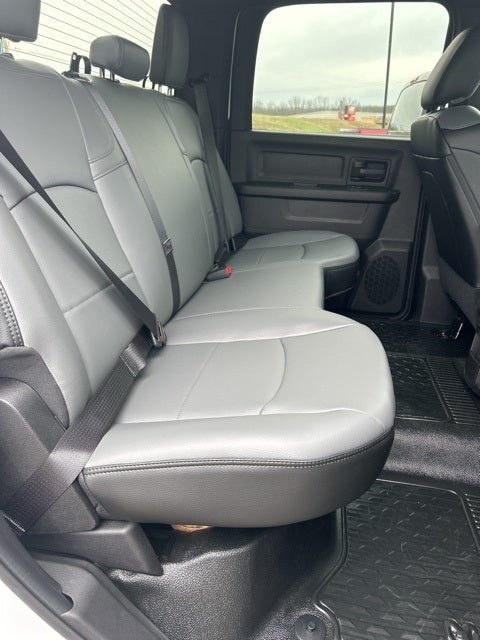 2026 RAM Ram 5500 Chassis Cab RAM 5500 TRADESMAN CHASSIS CREW CAB 4X4 60' CA