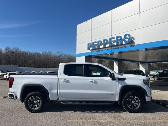 2024 GMC Sierra 1500 AT4