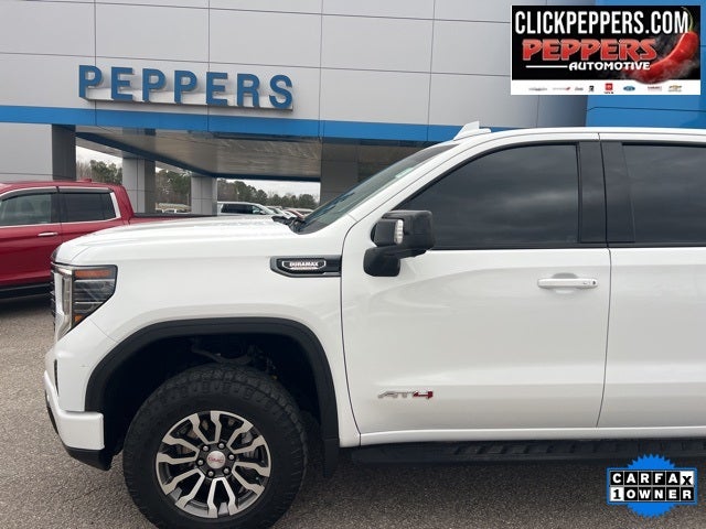 2022 GMC Sierra 1500 4WD Crew Cab Short Box AT4