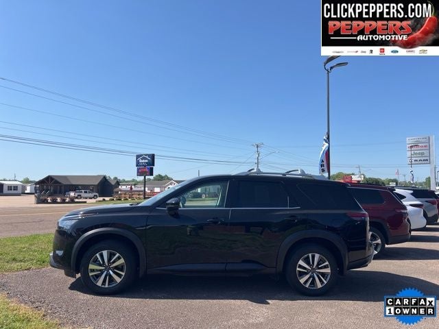 2025 Nissan Pathfinder SL