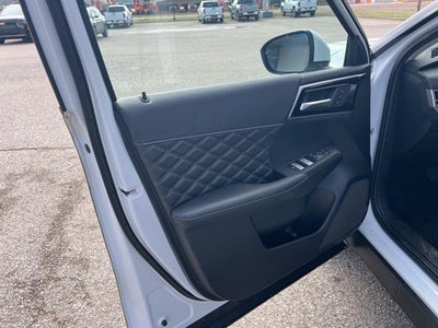 2024 Mitsubishi Outlander PHEV SEL Black Edition