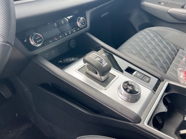 2024 Mitsubishi Outlander PHEV SEL Black Edition